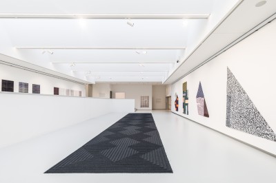 Sexy and Cool. Minimal goes Emotional