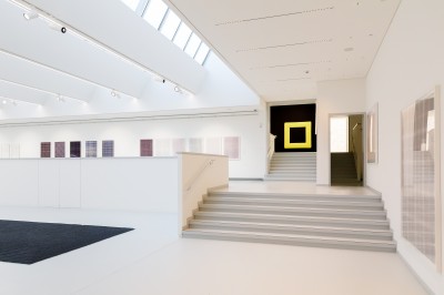 Sexy and Cool. Minimal goes Emotional